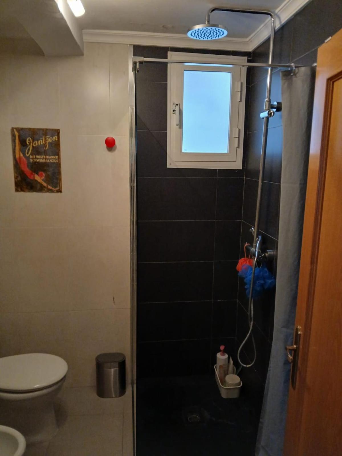 Piso Para 4 Con 2 Parking En Casco Historico De Zaragoza 2 Noches Minimo 외부 사진
